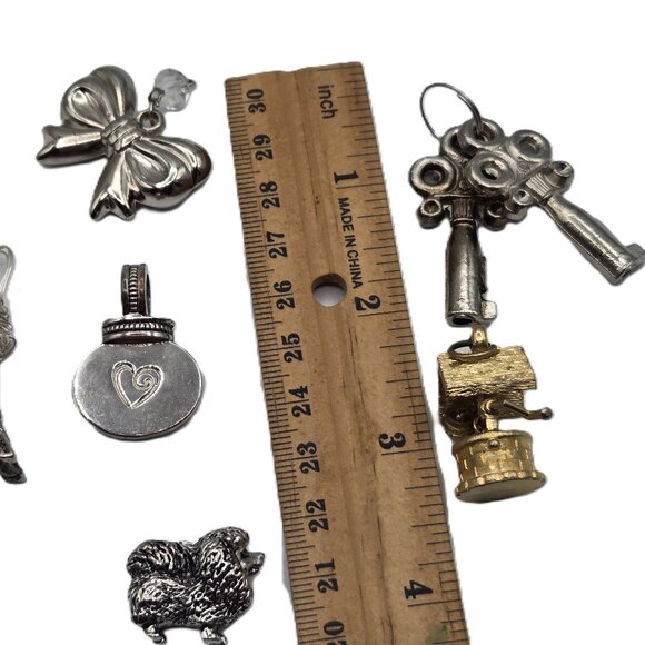 6 Charming Charms Eiffel Tower Bow Keys L  Wishing Well Chow Dog Silver & Gold - Picture 7 of 10